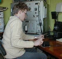 YL3GFM за ключом. Посадка не идеальная, т.к. ключ установлен несколько выше, чем нужно. 
.jpg (16 KB)